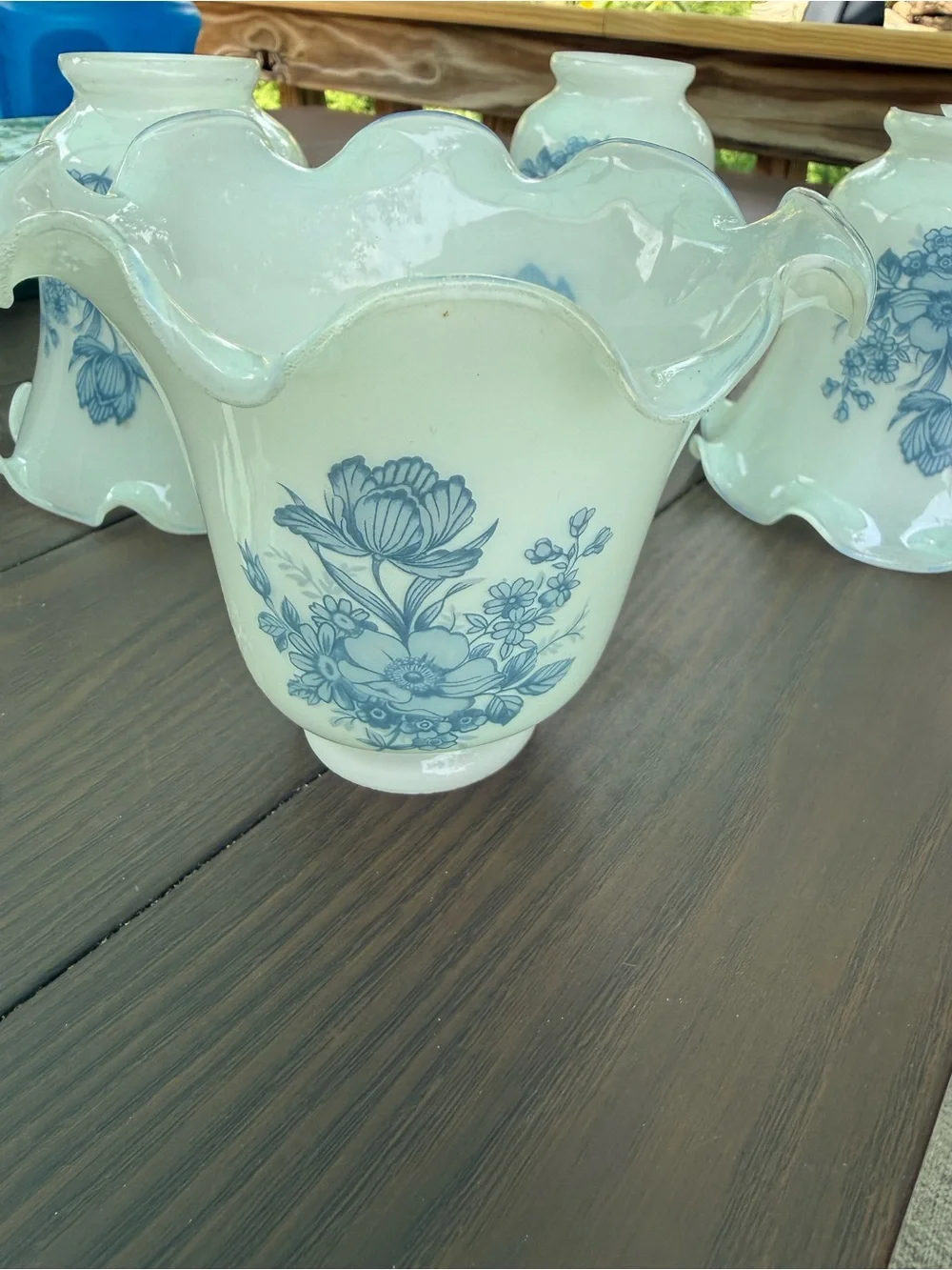Blue & white Floral Glass Lamp Shades - Set of 4 vintage 1950 delft?